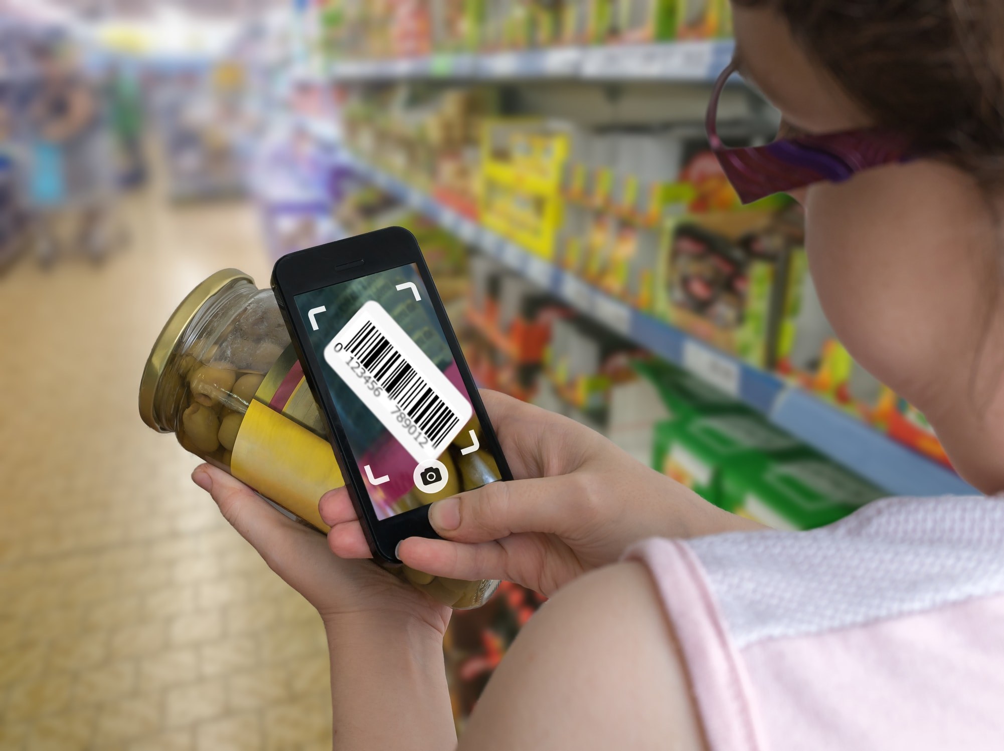 Scanning barcode smart label on phone added vaue